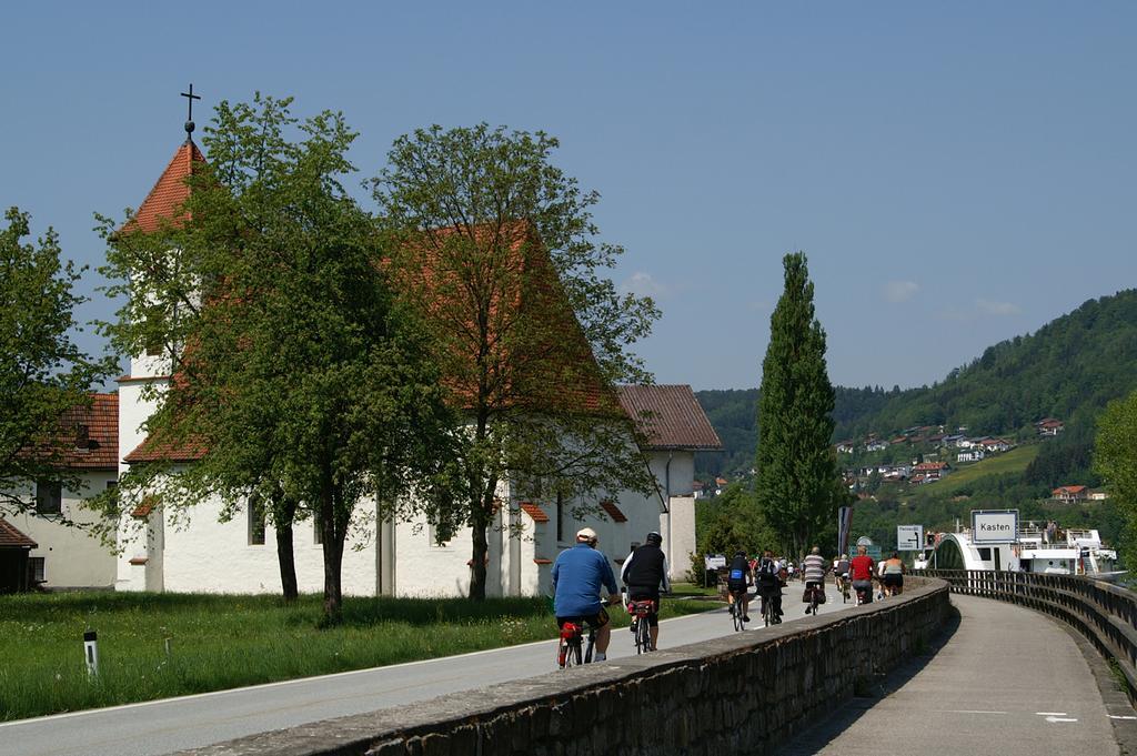 Gaestehaus Donautal Vichtenstein Exterior photo